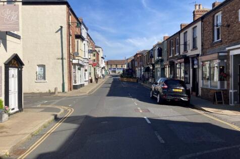 Retail Property (high street) to rent Image 3