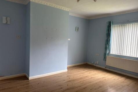 Lime Tree Avenue photo 4