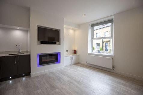 30 Albert Road, Sowerby Bridge, HX6 2PA photo 4