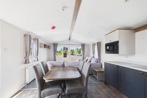 Open plan kitchen / diner / reception room