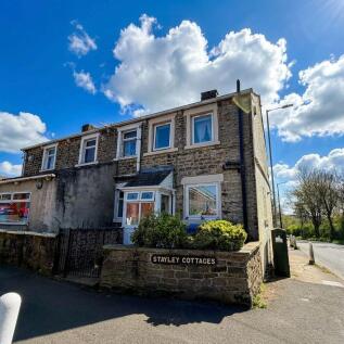 Stalybridge, SK15 - property photo