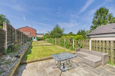 CAM05476G0-PR0270-STILL014.jpg