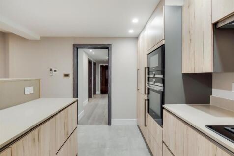6_Kitchen-1.jpg