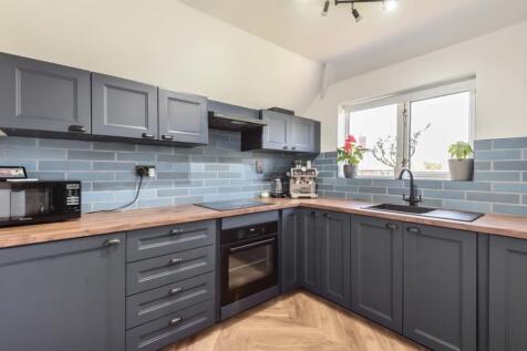 1298701-13-682ed56e67326-ARW.NEF