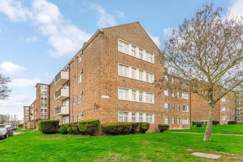 Broomhill Court-18.jpg