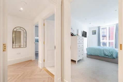 1401392-21-697c7c...