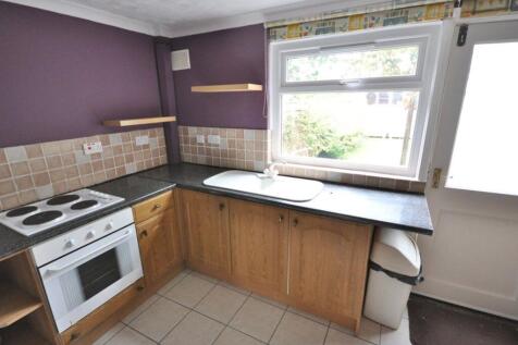 82 Courtenay kitchen 
