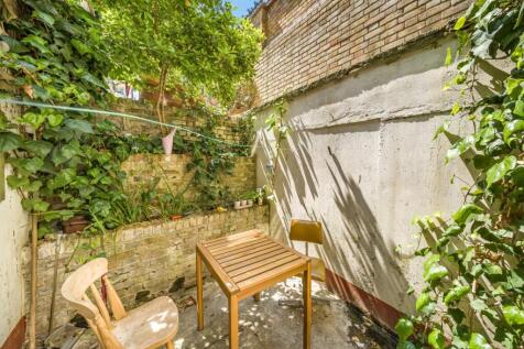 12a Patio