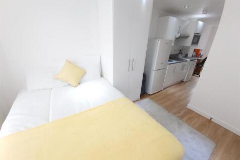Living area 2
