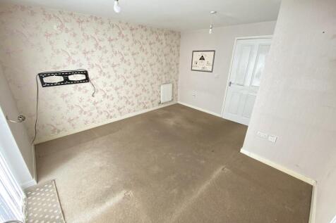Baynton Drive, Blakenhall, Wolverhampton photo 5