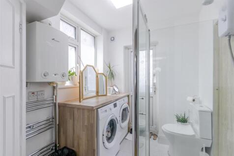 Utility Shower.jpg