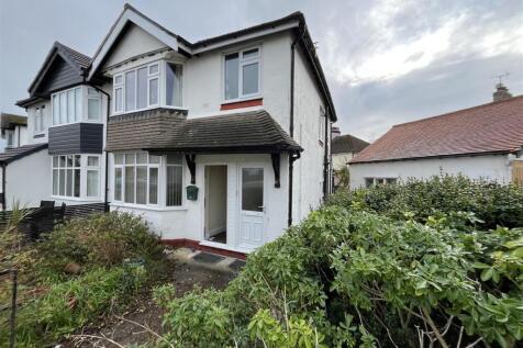 Colwyn Bay, LL28 - property photo
