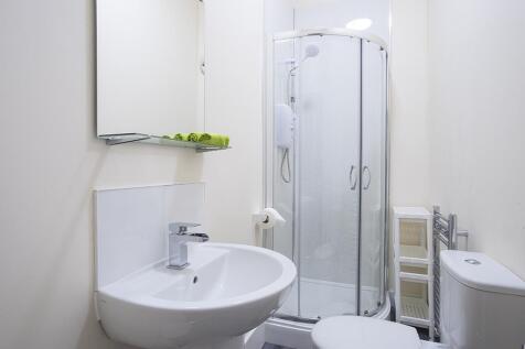 46 Mersey Road - Bathroom.jpg