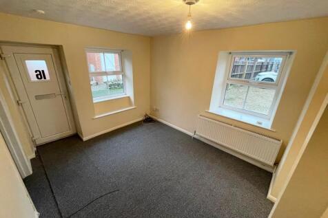 Berrells Court, Olney, MK46 4AR photo 3