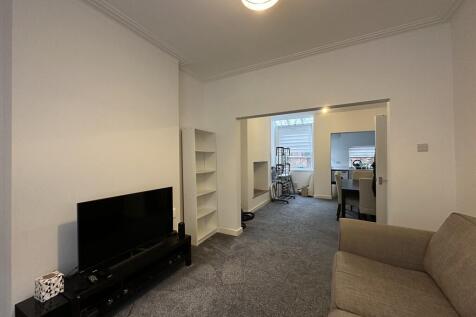 29 Lansdowne Road, Monton, Eccles photo 3