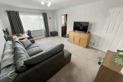 Lounge-Dining Room