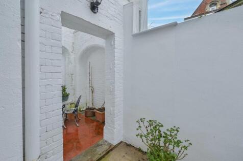 Property Image 16