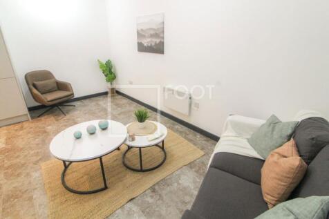 HIGHPOINT, BD1, Furnished Studio Apartment photo 4