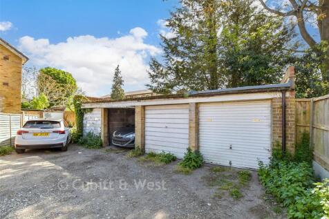 Driveway/Parking