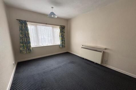 Ferndown photo 4