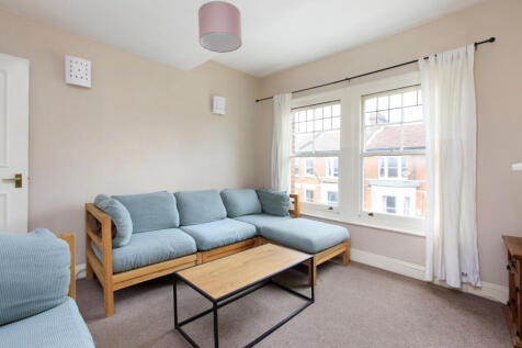 property in Sandmere Road, 
Clapham, SW4