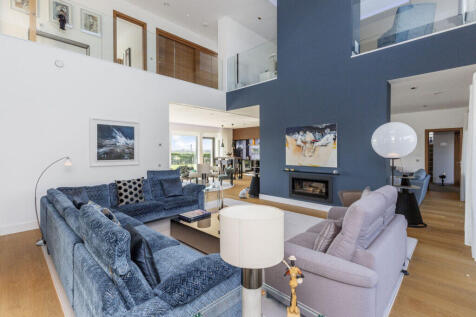 5 bed, 5 bath Detached in Edinburgh - Photo 8