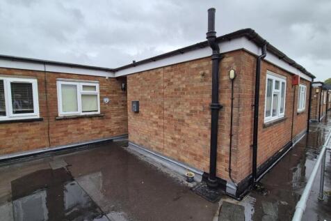 High Street South, Dunstable, LU6 photo 5