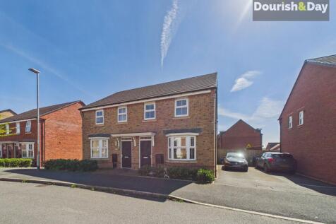Stafford, ST18 - property photo