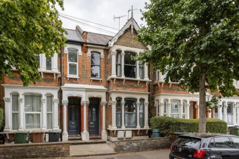 Cleveland Park Avenue, E17
