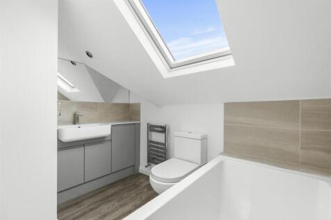 81 Sheepcote Dell Rd, HP15 6TL-7.jpg