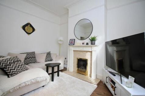 Lounge..jpg