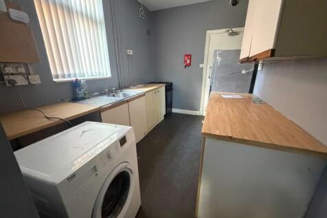 Blythswood Road, BIRMINGHAM, B11 2BX photo 5