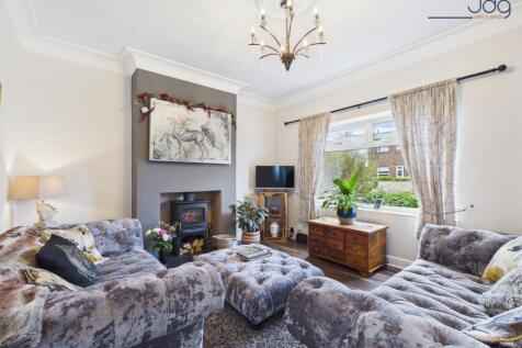Cosy Lounge with Log Burner