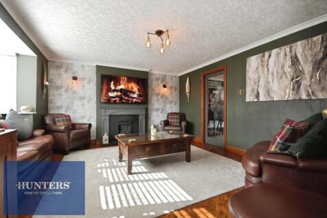 LIVING ROOM 01.jpg