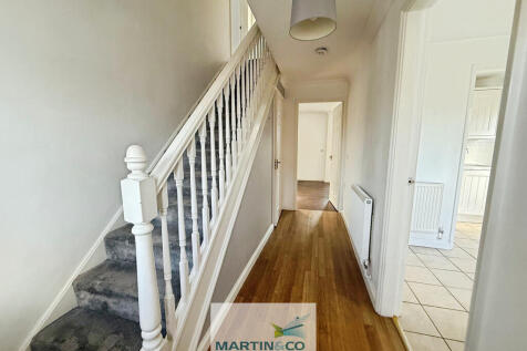 8fbcb844--4A90-BD...