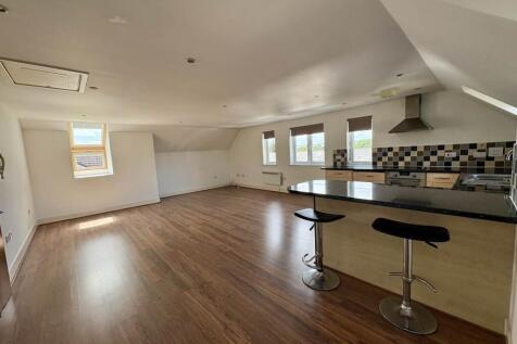 Brook Court, Bridgend,  photo 3
