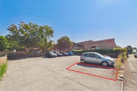 12 - Two Bedroom Flat for Auction, Speedwell.jpg