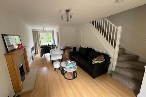 Calverley Close, Wilmslow photo 3