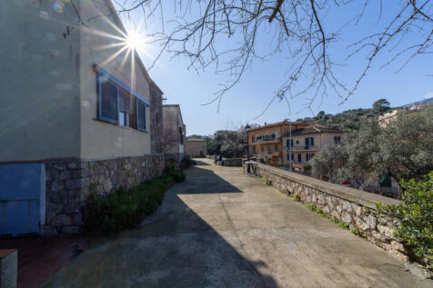 1M8A0390-HDR.JPG