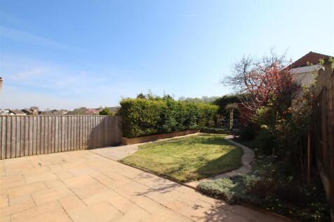 Rear Garden (2).JPG