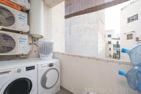 Central apartment for sale in Puerto de Pollensa, ready to move in