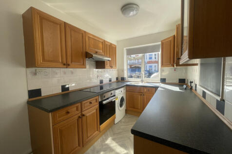 Windsor Court, Felixstowe photo 3
