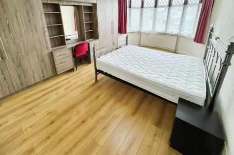 Welldon Crescent, Harrow, HA1 photo 5