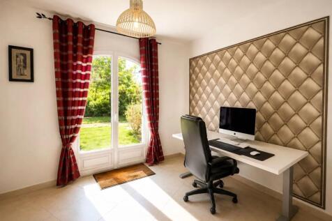 Property Image 30