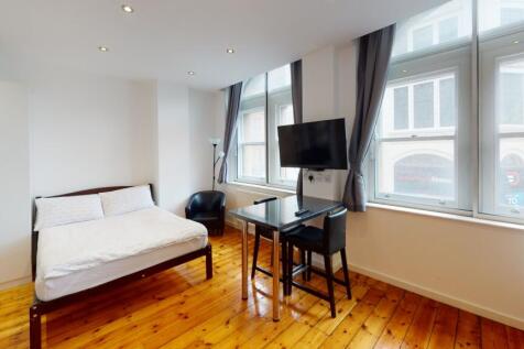 105-UPS-Bedroom(1)