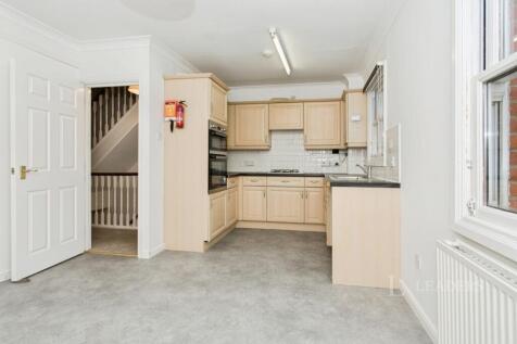 Ravensworth Gardens, Cambridge, Cambridgeshire, CB1 photo 3