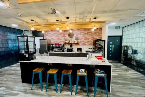 Office to rent Image 6