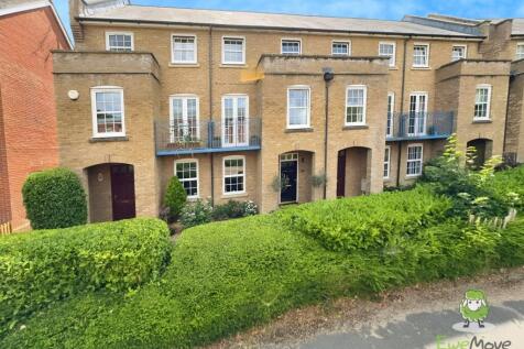 EweMove Basingstoke Estate Agents 21 Gaiger Avenue