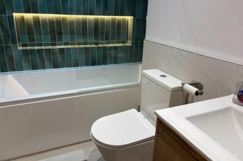 Bathroom.JPEG
