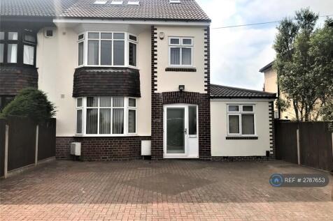 Front Of House/Driveway